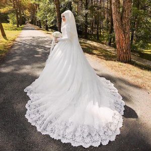فستان عروس محجبة