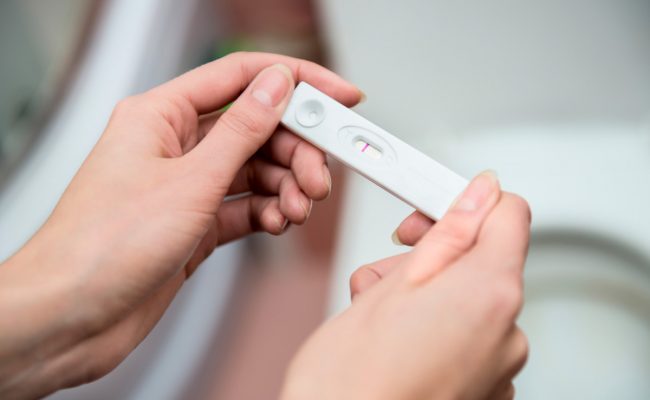 الأسبوع أعراض الأول الحمل اعراض الحمل