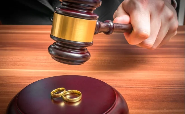 كيف ارفع قضية طلاق في الكويت