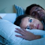 أسباب عدم القدرة على النوم رغم النعاس