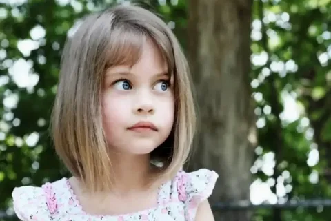 قصات شعر بنات صغار مدرج